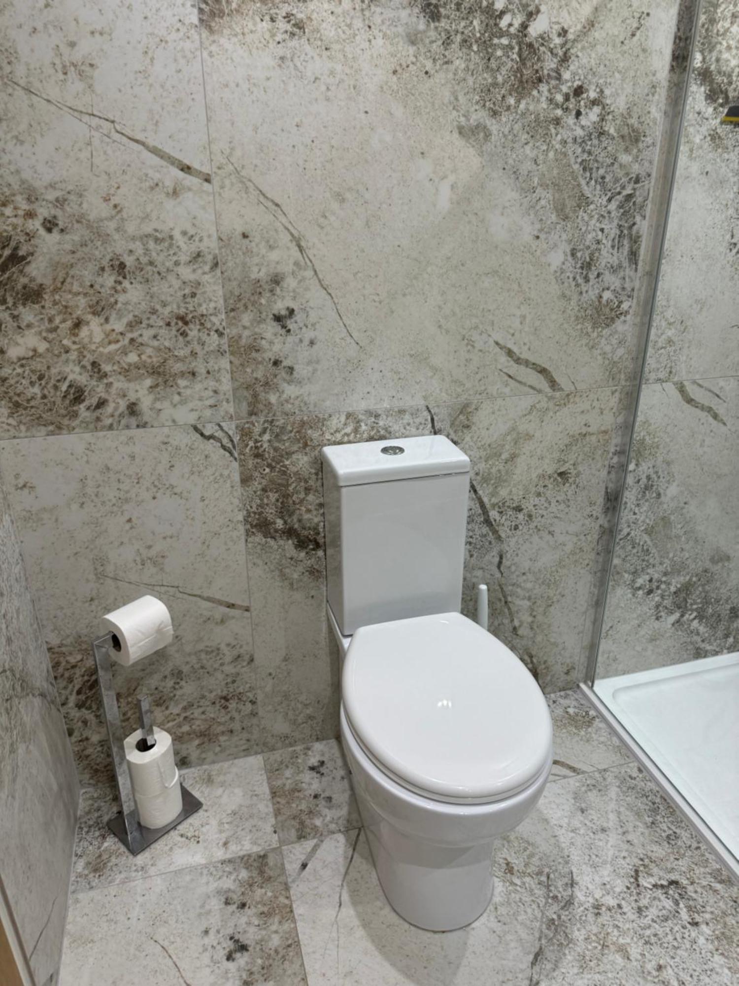 Beach Pad - Ground Floor - Pet Friendly คลีฟลีส์ ภายนอก รูปภาพ